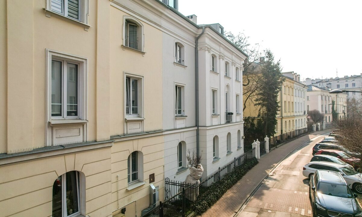 185083_3.jpg
