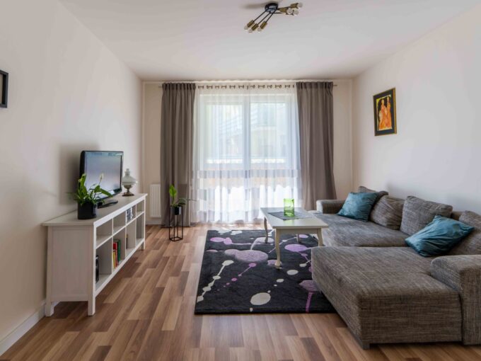 2 POKOJE | KAMPUS MORASKO | POTENCJAŁ NA 3 POKOJE